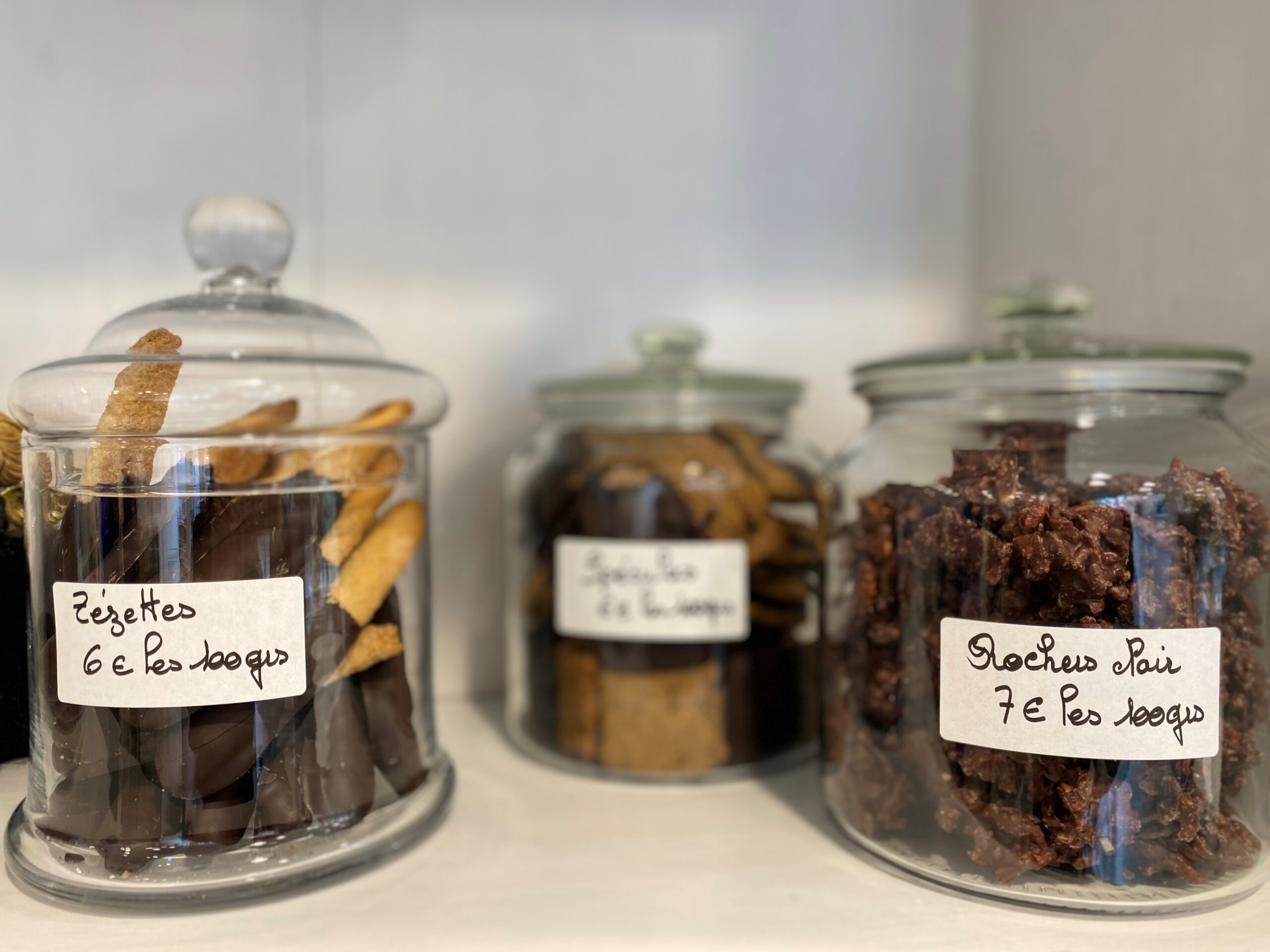 Chocolats artisanaux en vente chez la chocolaterie Palais aux Gourmets